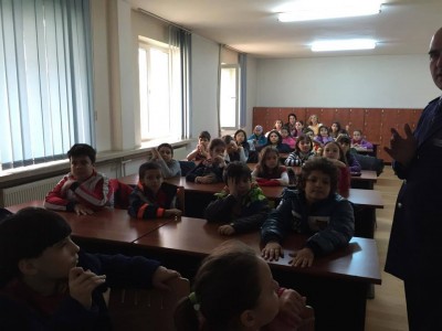 A.N.P.C.P.P.S. Romania – InfoCons se implica in activitatile desfasurate in cadrul Programului „Scoala Altfel” - Liceului Tehnologic Antim Ivireanu